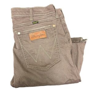 Wrangler Men’s Brown Colored Knee Length Shorts 34